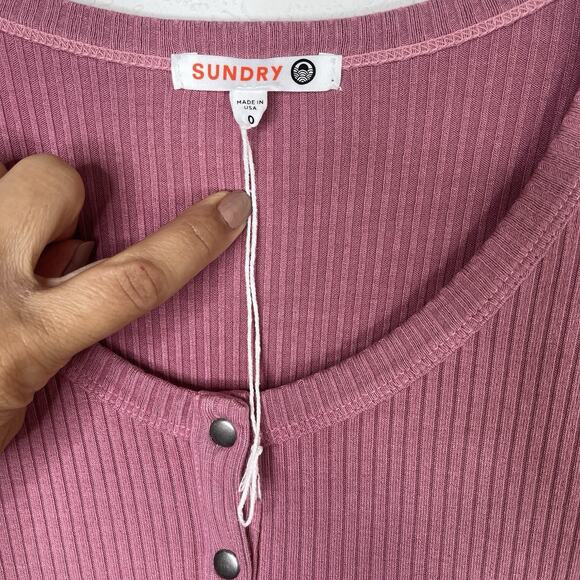 Sundry Pink Henley Ruched Sides Dress Size 0(XS) NWOT Made in USA summer, spring - Picture 6 of 8